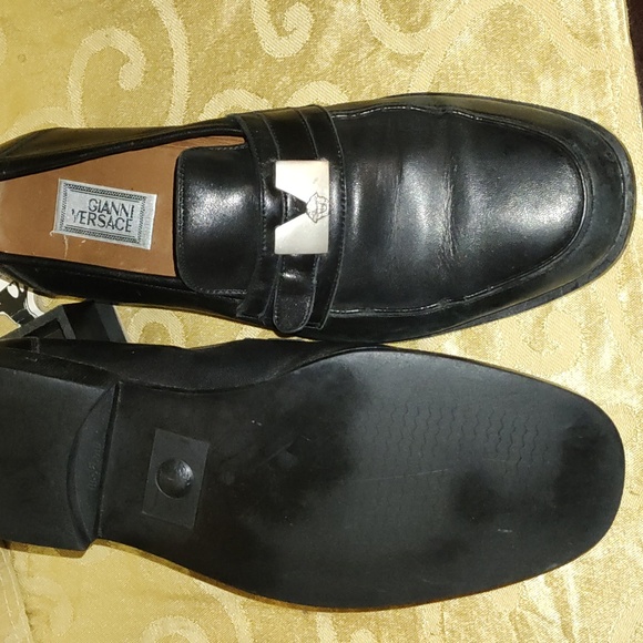 Men\'s size 8 black Gianni Versace dress shoes. main image 4